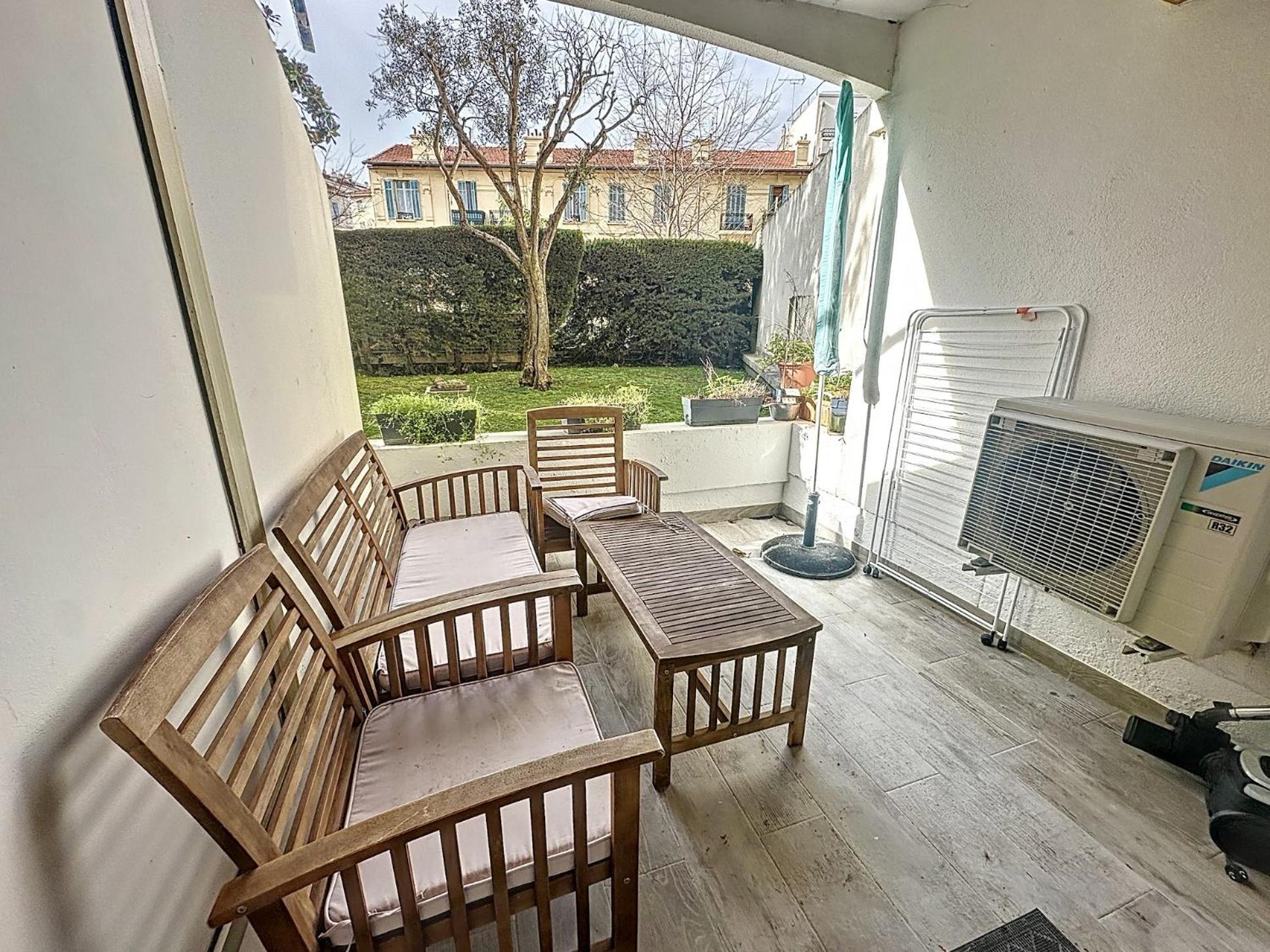 Superbe Studio Terrasse Centre Ville Et Plages A Pieds Cannes Zewnętrze zdjęcie